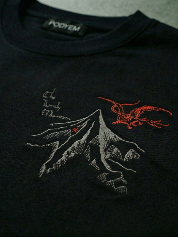 Yalnız Dağ Nakışlı Tshirt